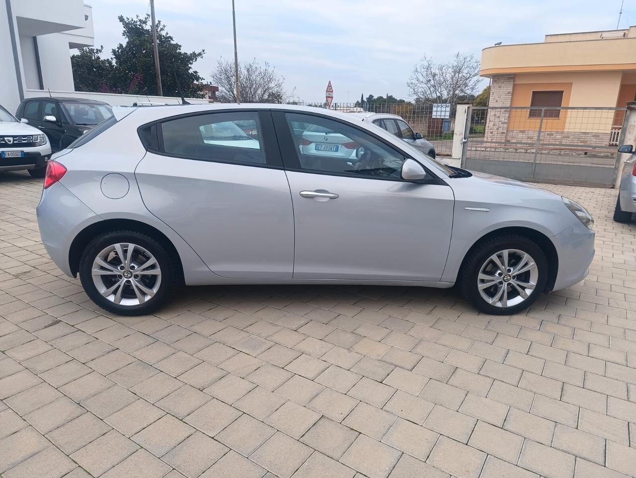 Alfa Romeo Giulietta 1.6 JTDm 120 CV - anno 2016