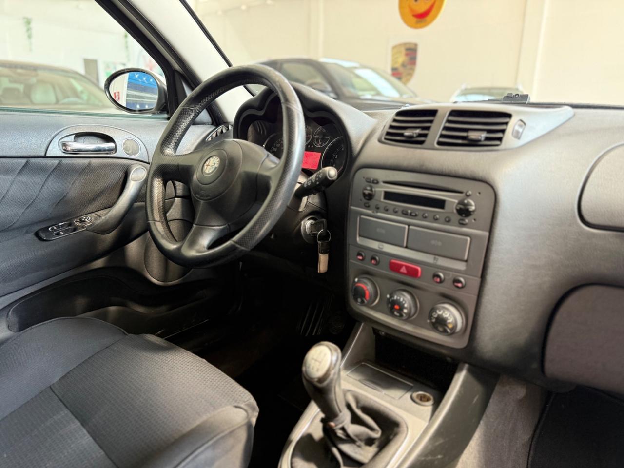 Alfa Romeo 147 1.6 16V TS 5 porte Distinctive