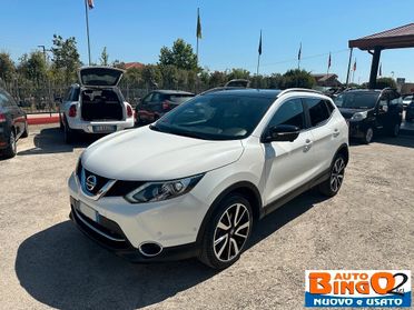 Nissan Qashqai 1.5 dCi DPF Tekna PREMIER