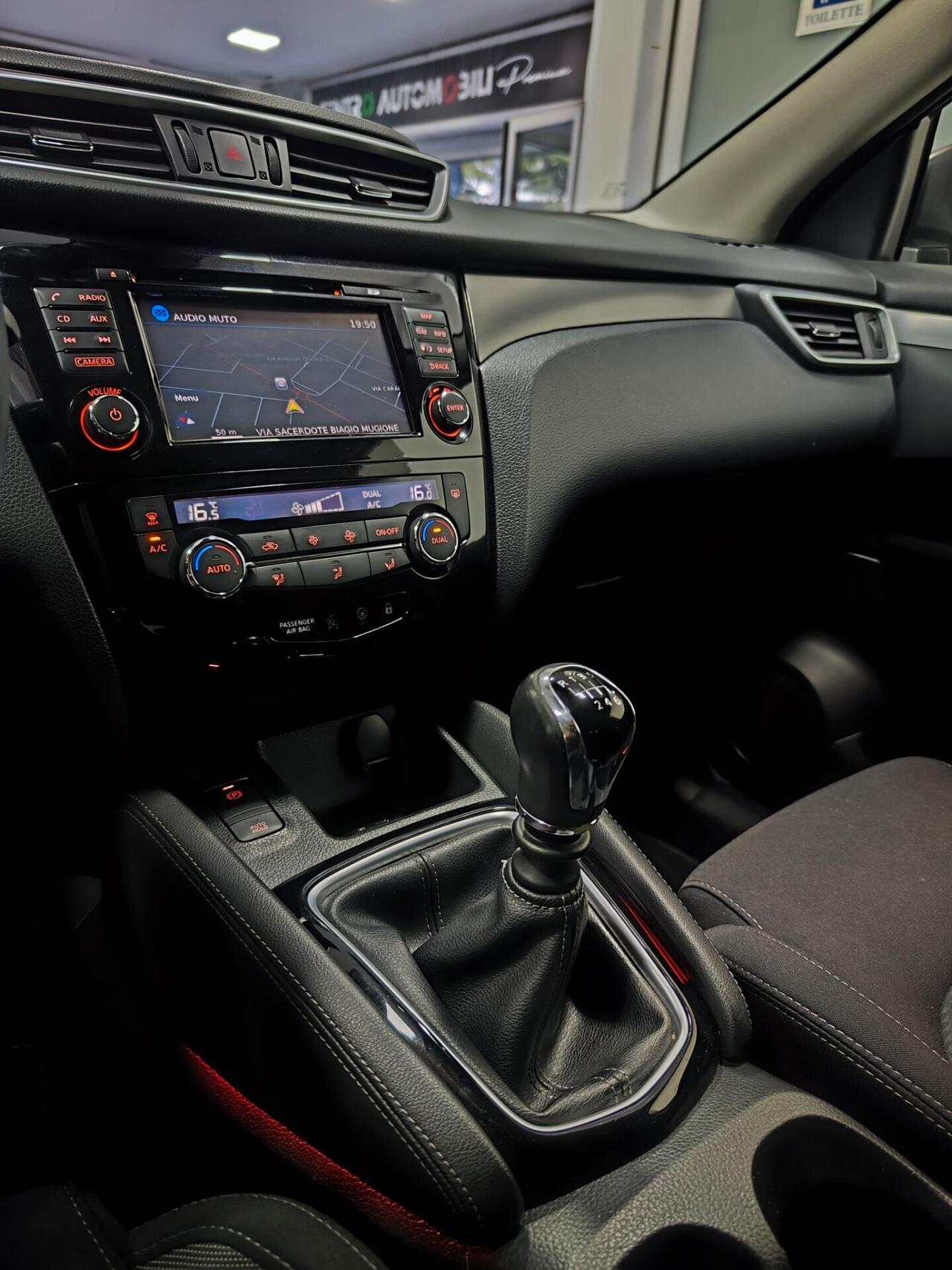 Nissan Qashqai 1.6 dCi 130cv 2WD N-Connecta Tetto