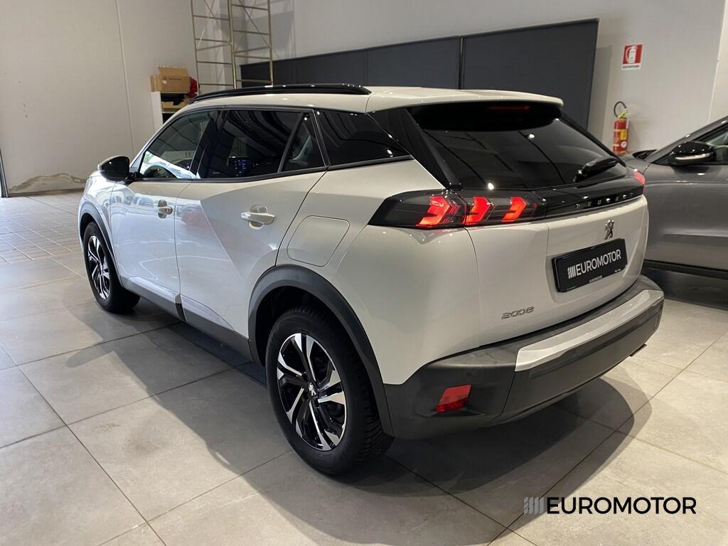 Peugeot 2008 1.5 BlueHDi Allure Pack