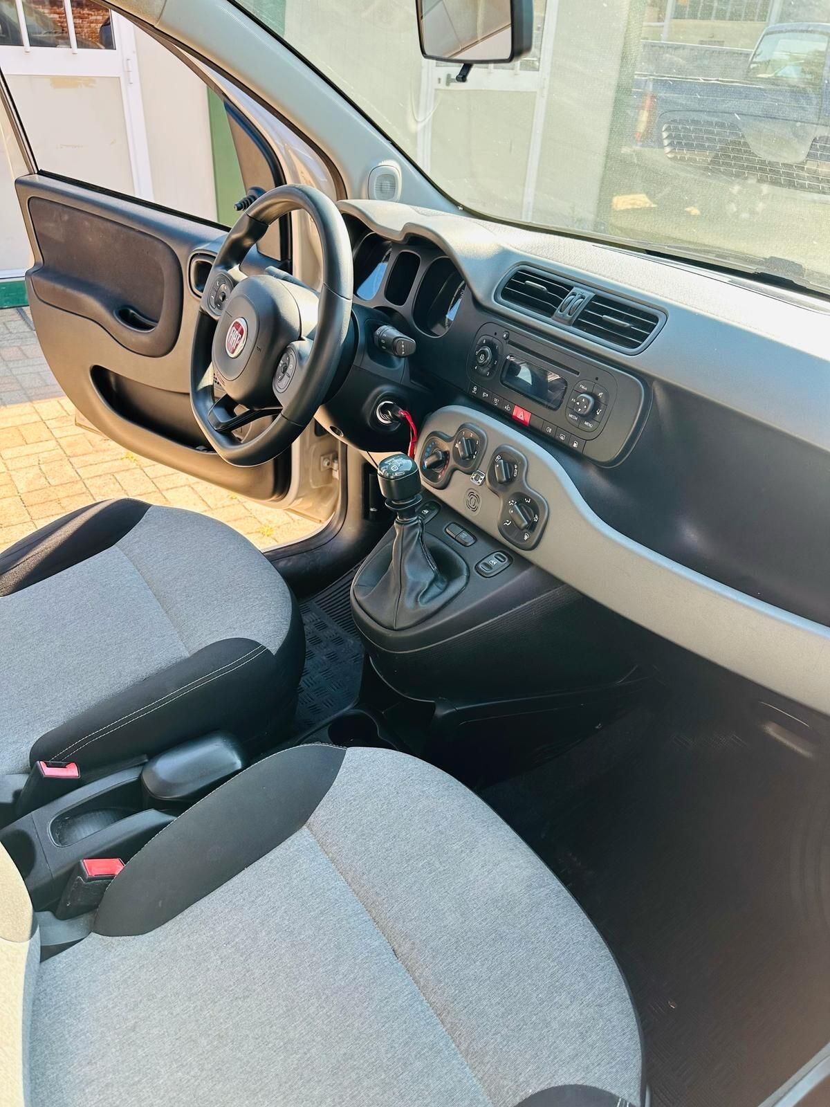 Fiat Panda CROSS 4X2 1.2GPL