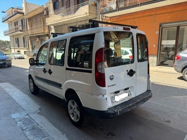 Fiat Doblo 1.9 MJT Combi 5 posti N1