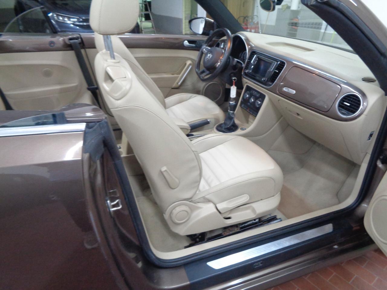 Volkswagen Maggiolino Cabrio 2.0 TDI Design BlueMotion Technology