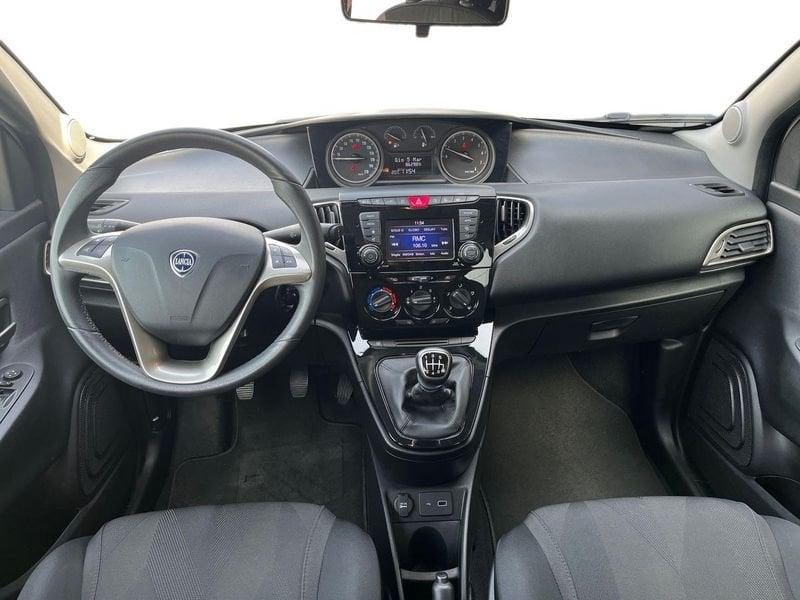 Lancia Ypsilon Ypsilon 1.0 firefly hybrid s&s 70cv