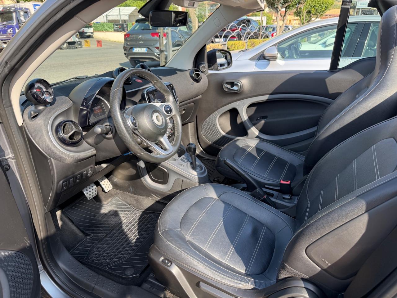 Smart ForTwo 90 0.9 Turbo twinamic cabrio Brabus edition