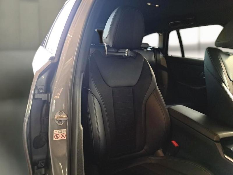 BMW 318 48V Business Advantage Touring auto