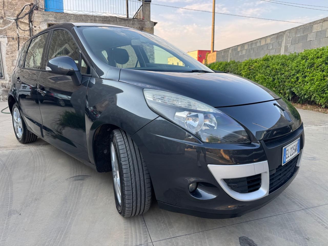 Renault Scenic Scénic X-Mod 1.5 dCi 110CV Luxe