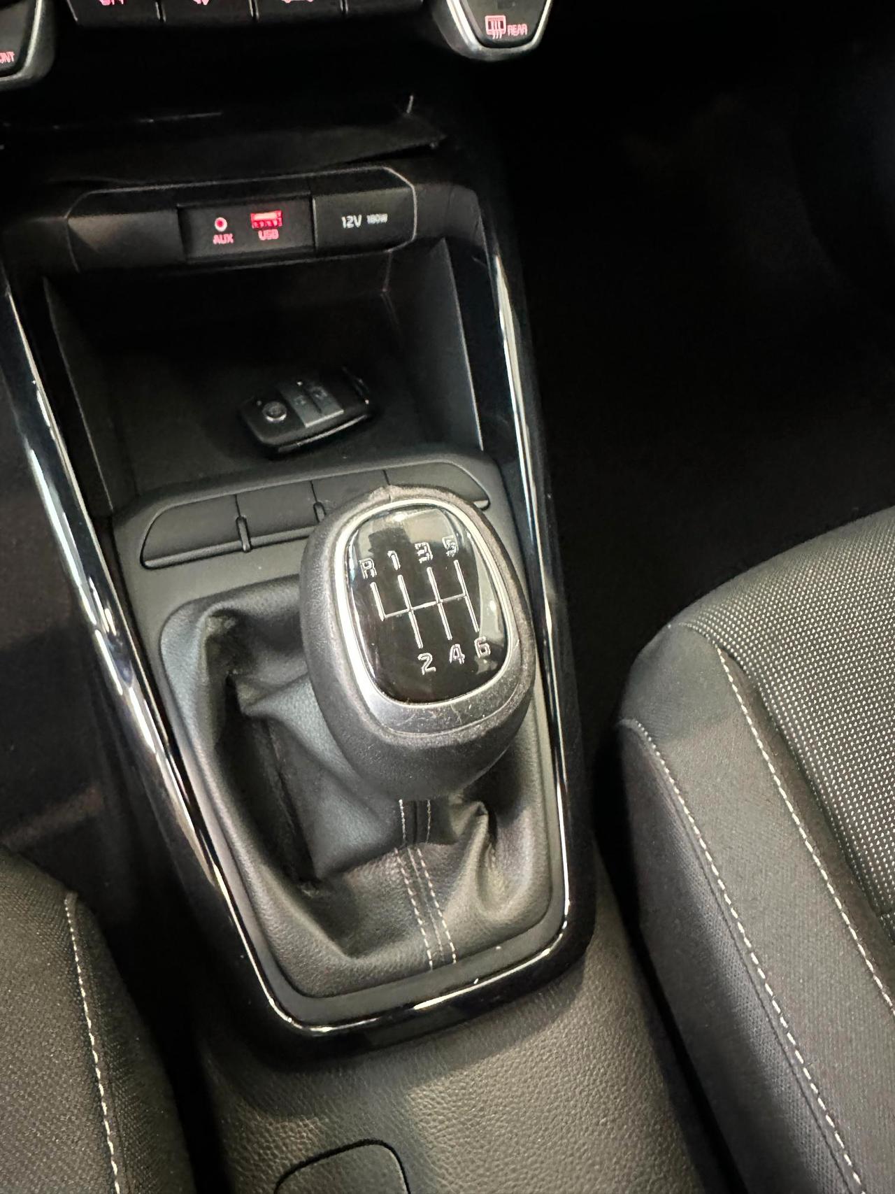 Kia Rio 1.4 crdi Cool Techno Pack 90cv - Carplay - Camera