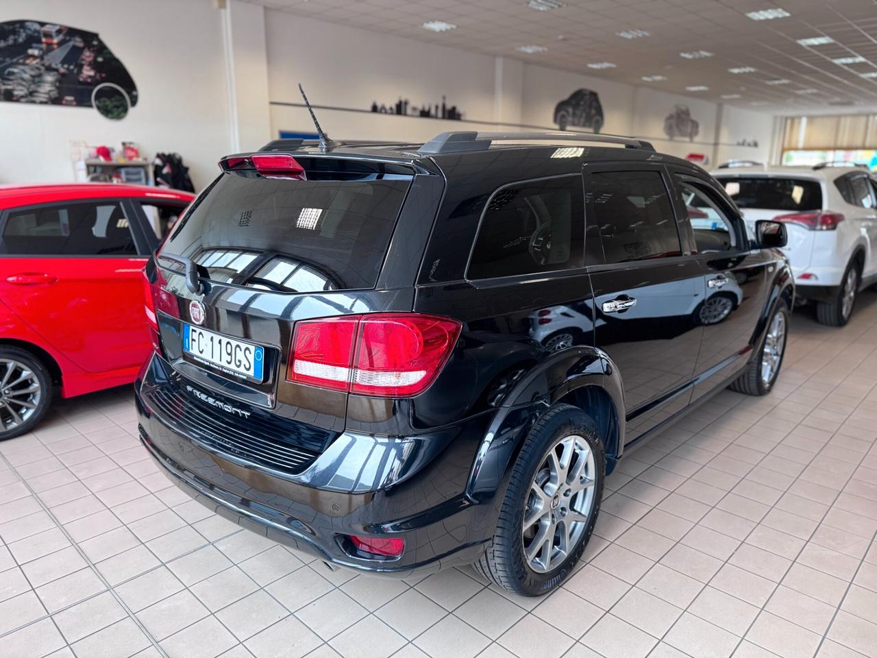 Fiat Freemont 2.0 Mjt 170 CV 4x4 aut. Cross 7 POSTI