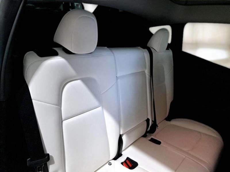 TESLA MODEL Y 75 KWH PERFORMANCE DUAL MOTOR 4WD AUT SUV