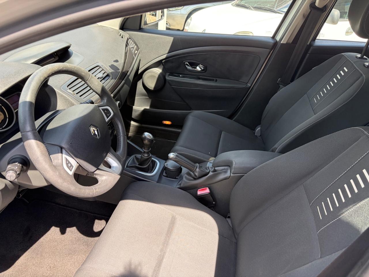 Renault Megane Mégane 1.5 dCi 110CV EDC SporTour GT Line