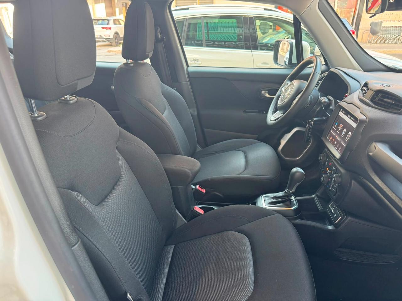 Jeep Renegade 1.6 Mjt DDCT 120 CV Longitude