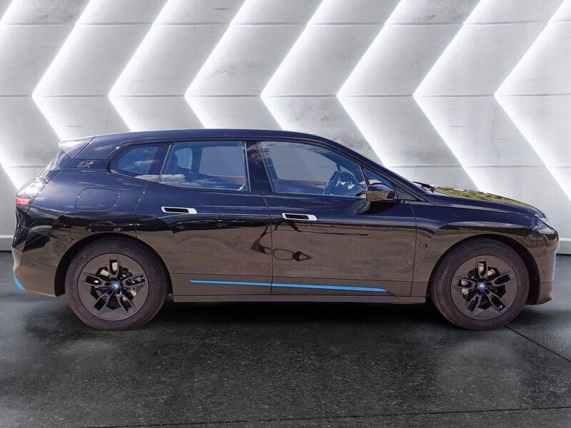 BMW iX BMW i XDRIVE50