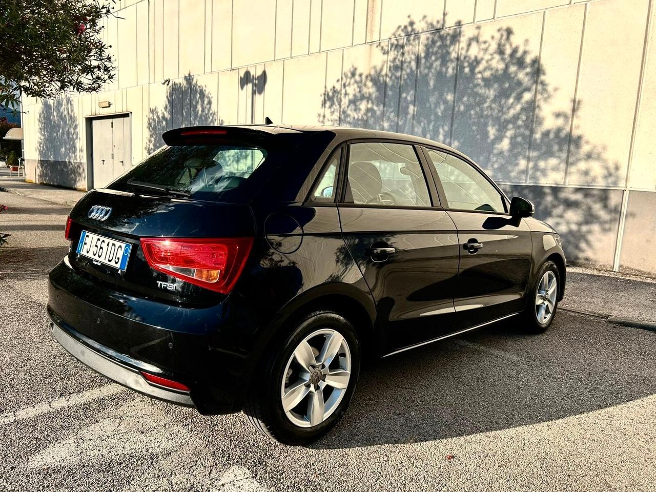 Audi A1 1.0 TFSI ultra S tronic Sport