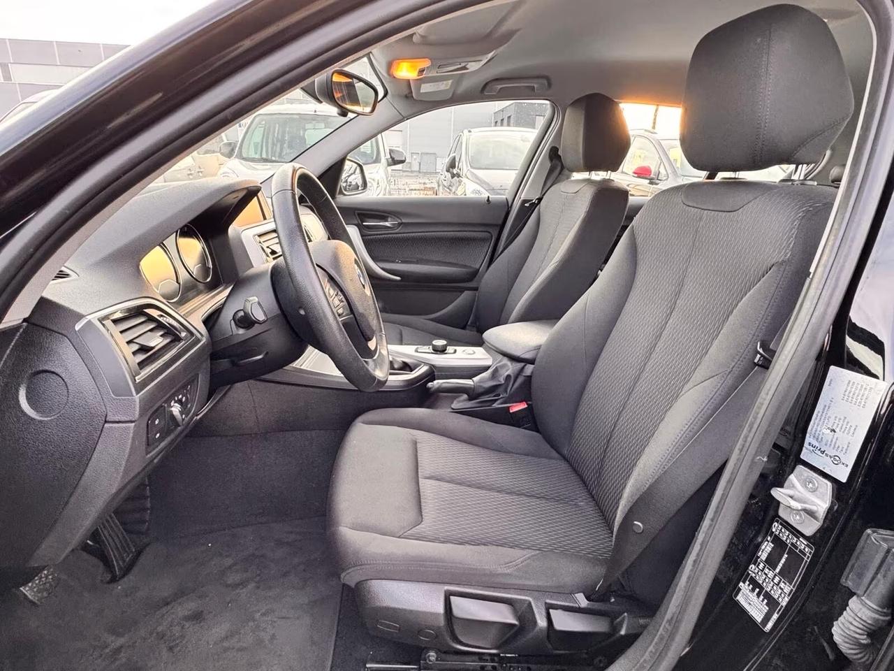 Bmw 118 118i 5p. Advantage