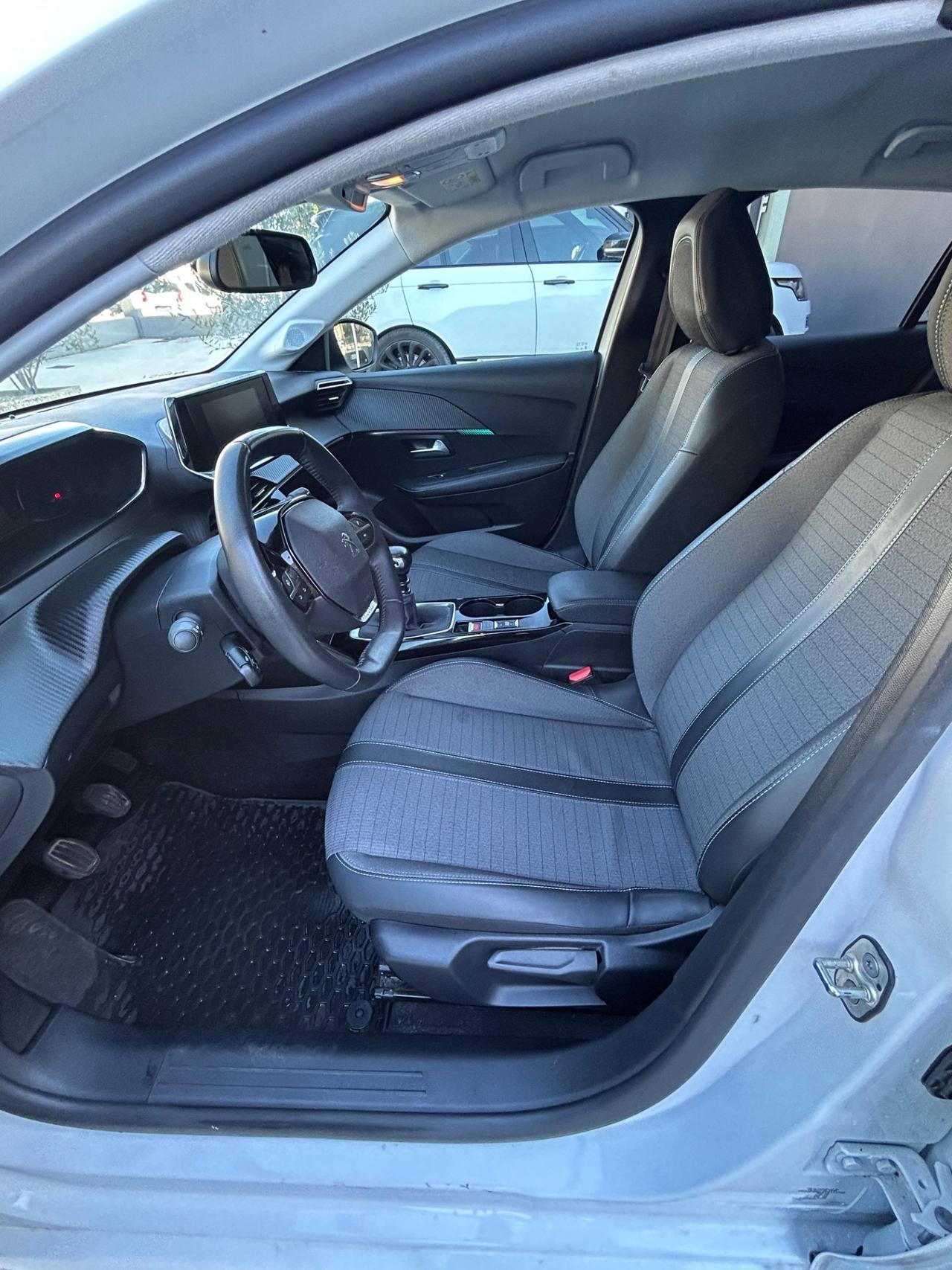 Peugeot 208 PureTech 100 Stop&Start 5 porte Active Pack