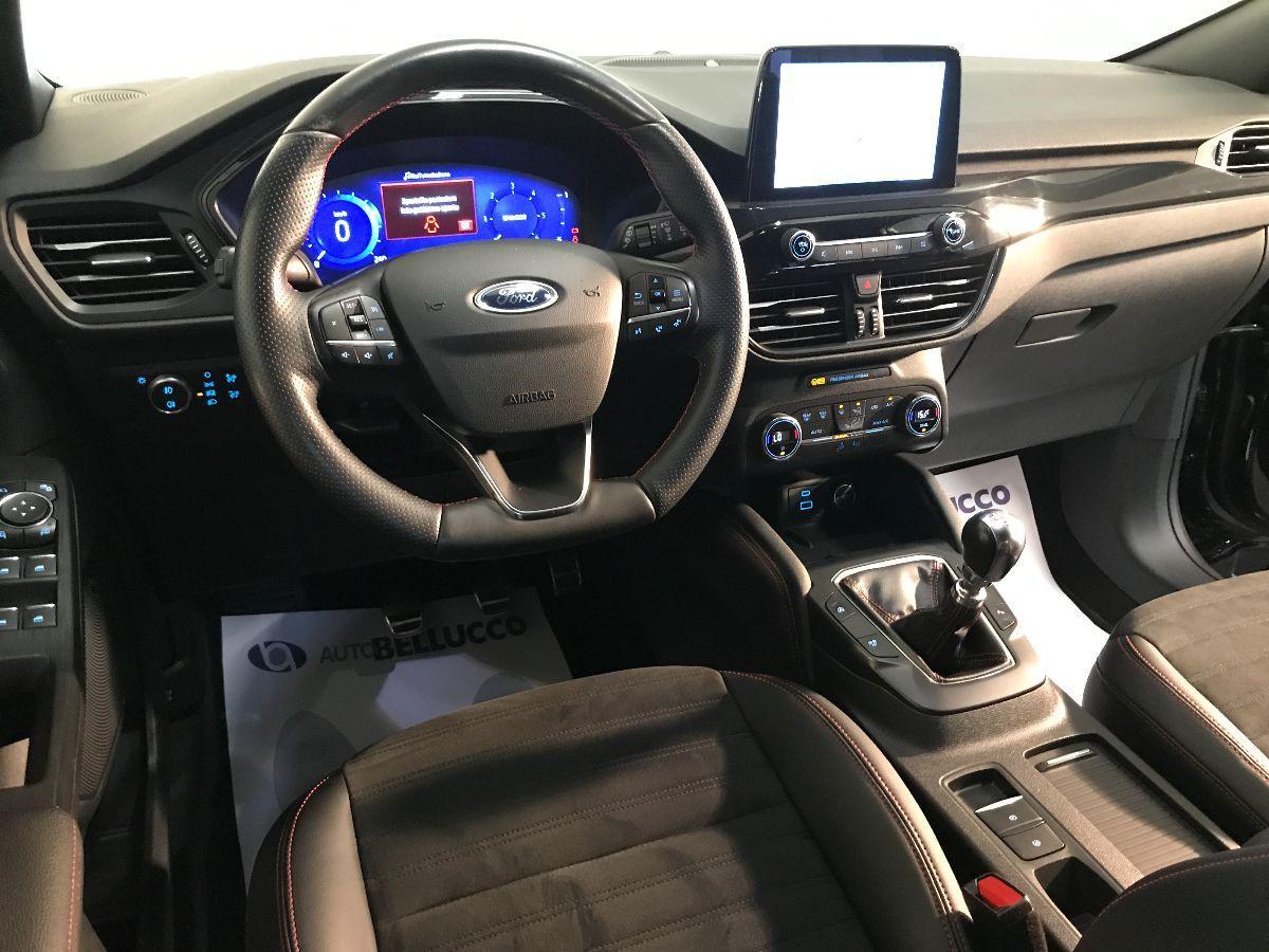 FORD Kuga 2.0 EcoBlue Hybrid 150CV ST-LINE