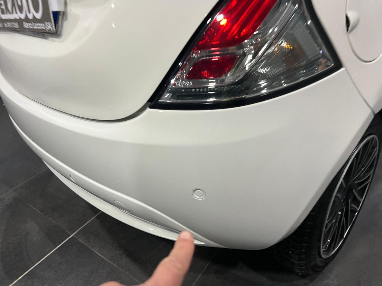 Lancia Ypsilon 1.0 FireFly 5 porte S&S Hybrid Ecochic Gold