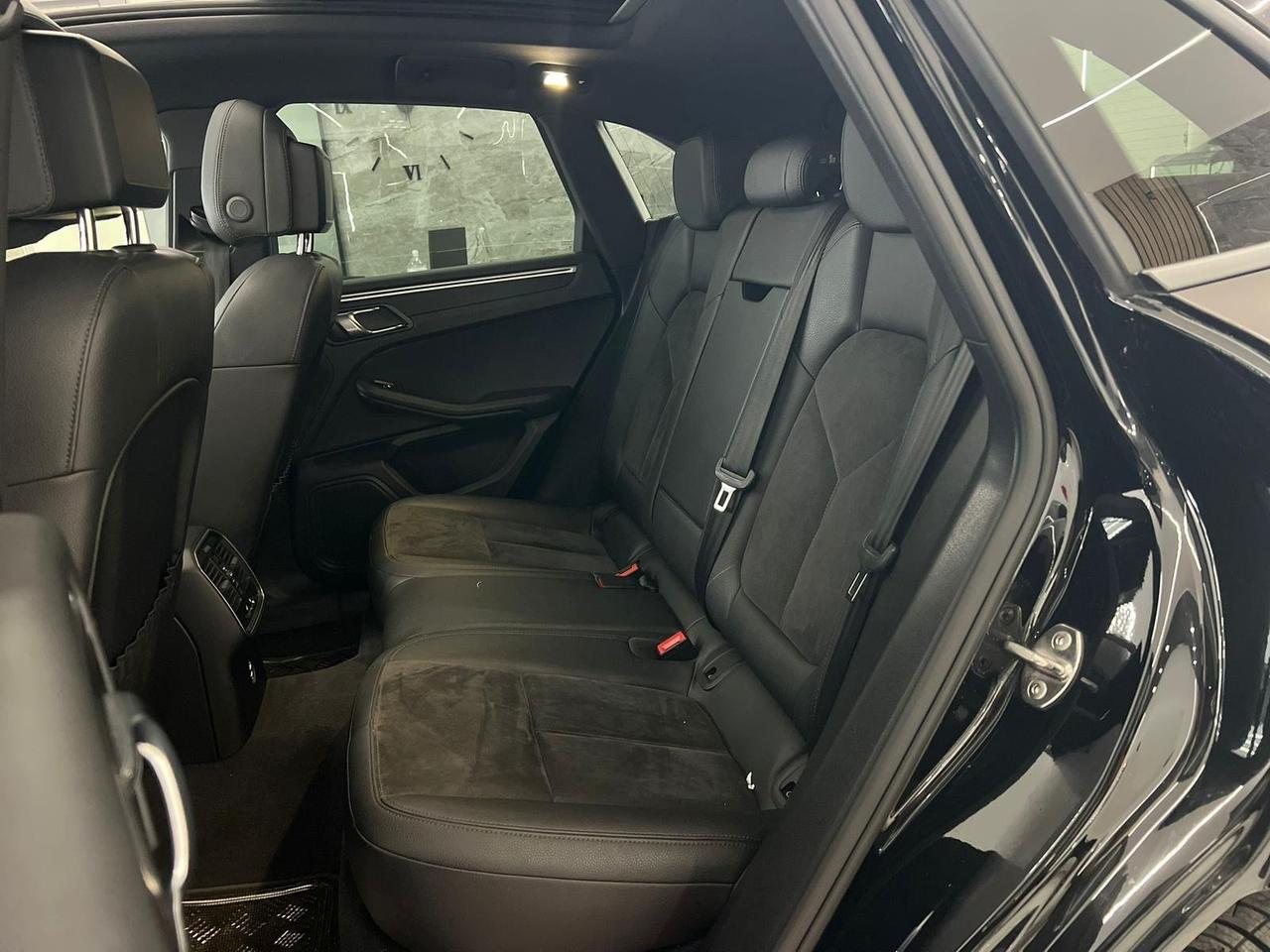 Porsche Macan 2.0 Full tetto sport chrono PERMUTE