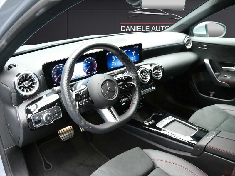 MERCEDES Classe A (W177) A 180 Automatic AM...