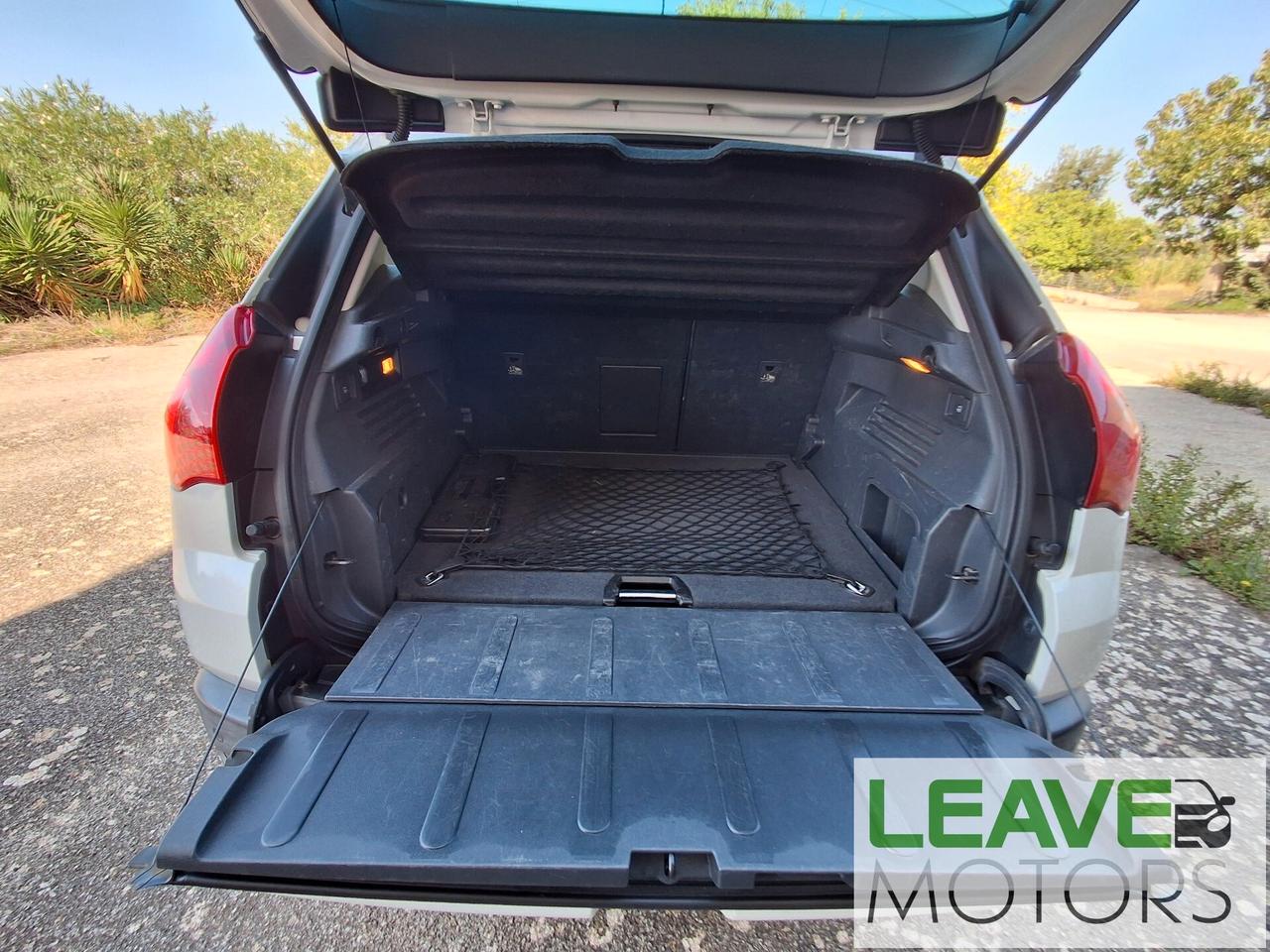 Peugeot 3008 1.6 HDi 112CV (M1591)