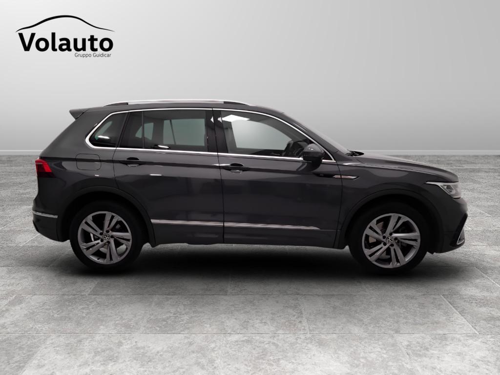 VOLKSWAGEN Tiguan II 2021 - Tiguan 2.0 tsi R-Line 4motion 190cv dsg