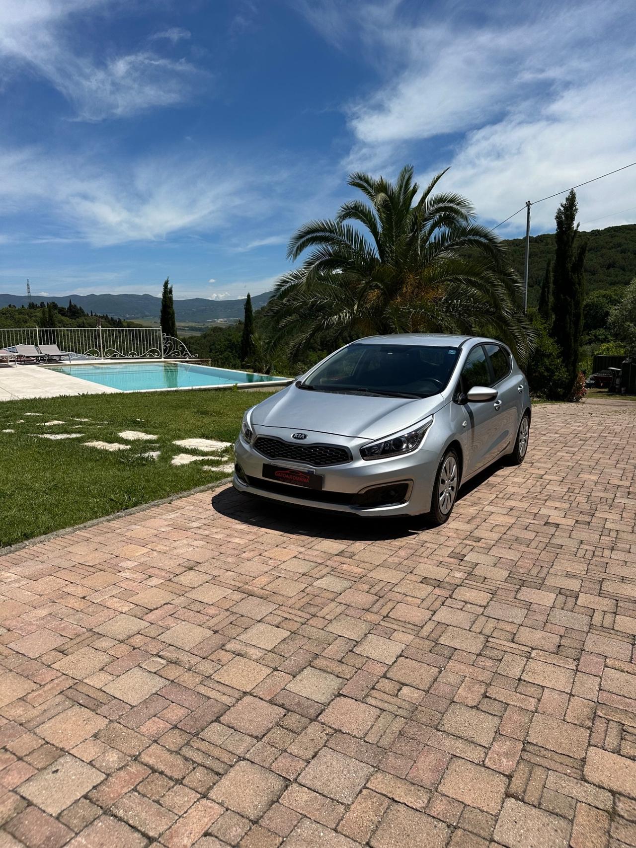Kia Ceed cee'd 1.6 CRDi 110 CV 5 porte Active