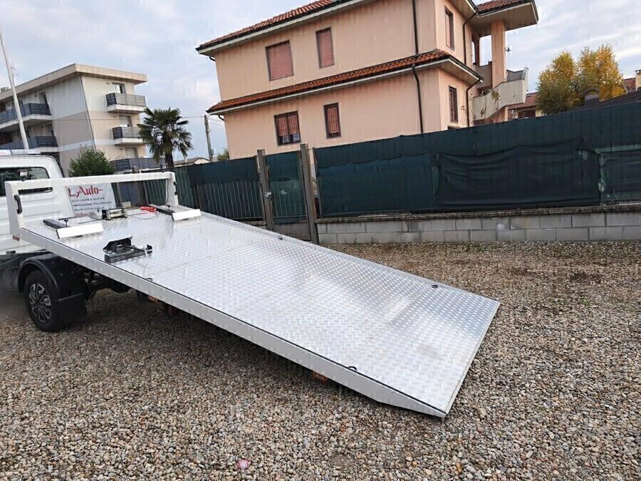 CARROATTREZZI IVECO DAILY METANO PATENTE B COME NUOVO
