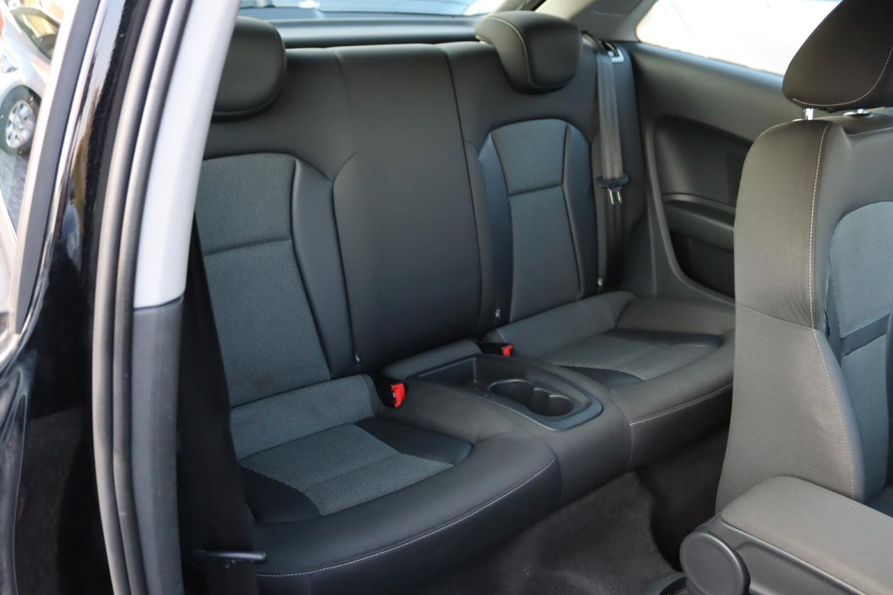 Audi A1 1.6 TDI S line edition plus