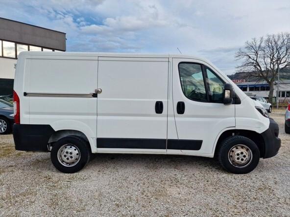 Peugeot Boxer 330 2.2 BlueHDi 120 S&S PC-TN Furgone