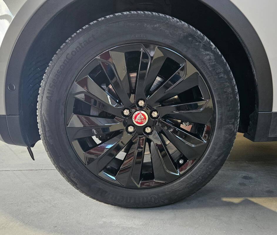 Jaguar E-Pace 2.0d i4 R-Dynamic awd 180cv auto