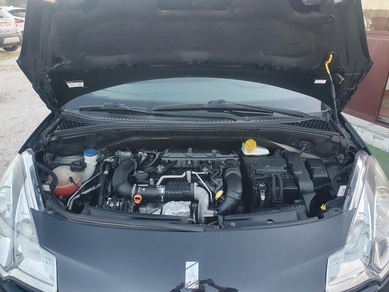 Ds DS3 3 1.4 HDi 70 Just Black