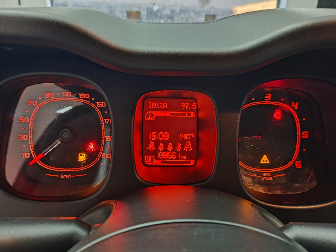 Fiat Panda 1.3 mjt 16v Lounge s&s 95cv LEGGI