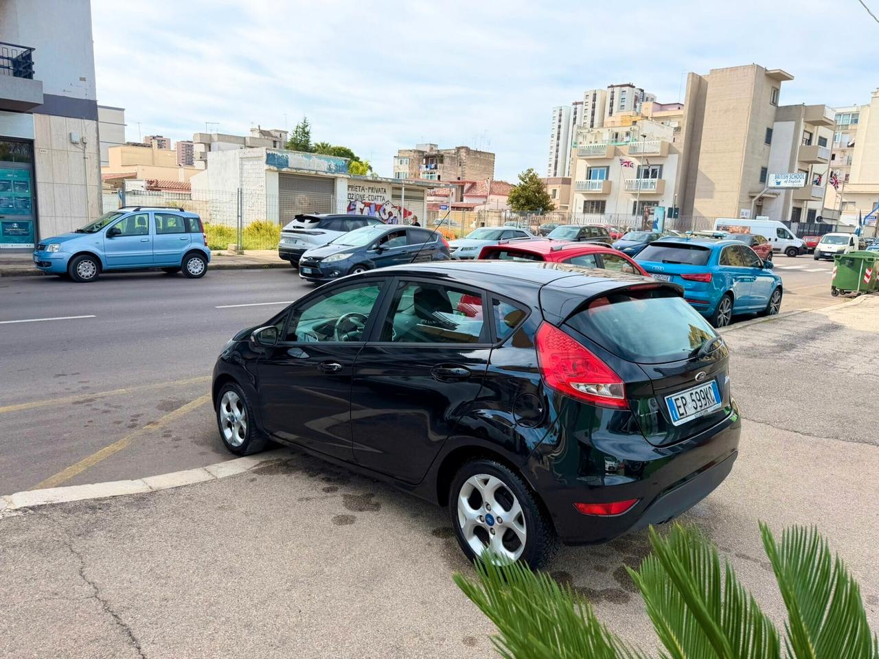 Ford Fiesta 1.4 TDCi DIESEL 70CV 5 porte - Anno 11/2012 - NEOPATENTATO