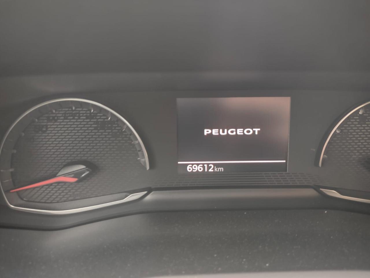 Peugeot 208 PureTech 100 Stop&Start 5 porte Allure