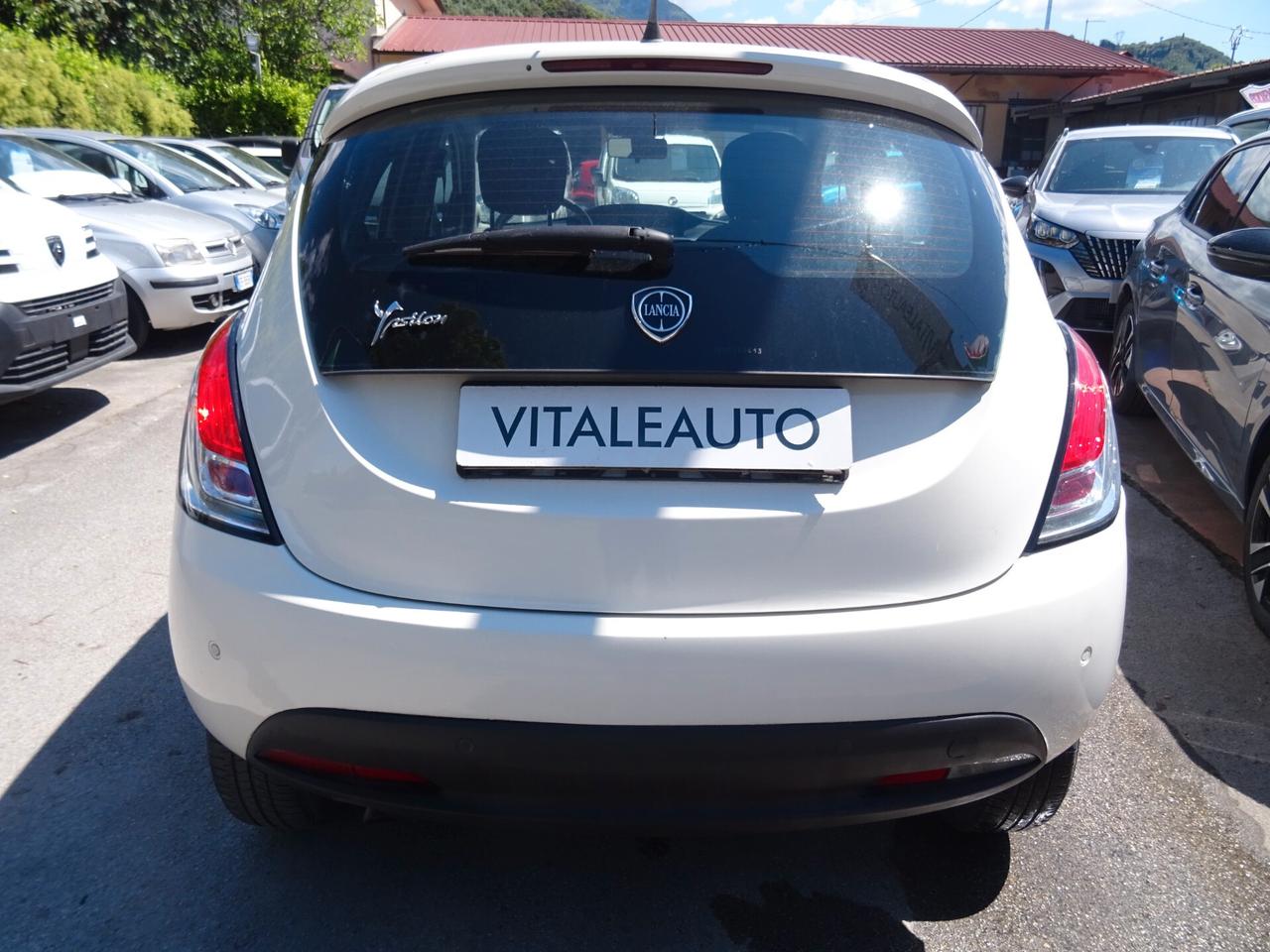 Lancia Ypsilon 0.9 TwinAir 85 Metano Ecochic Elle