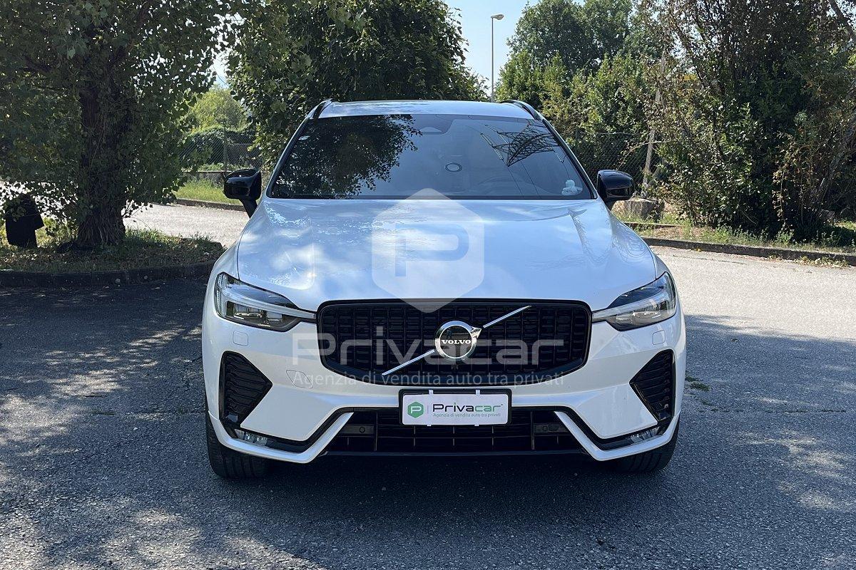 VOLVO XC60 B4 (d) AWD automatico Plus Dark