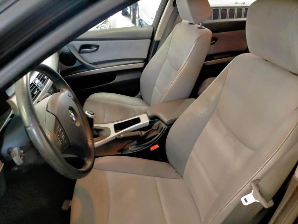 BMW 320d ATTIVA
