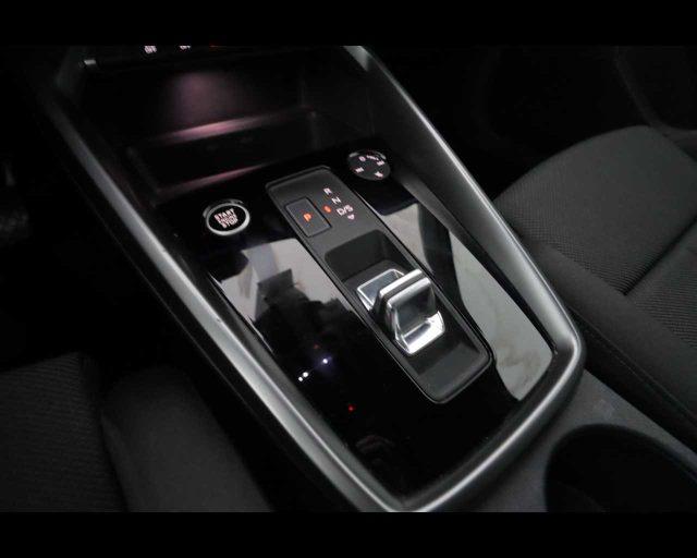 AUDI A3 SPB 30 TDI S tronic Business Advanced