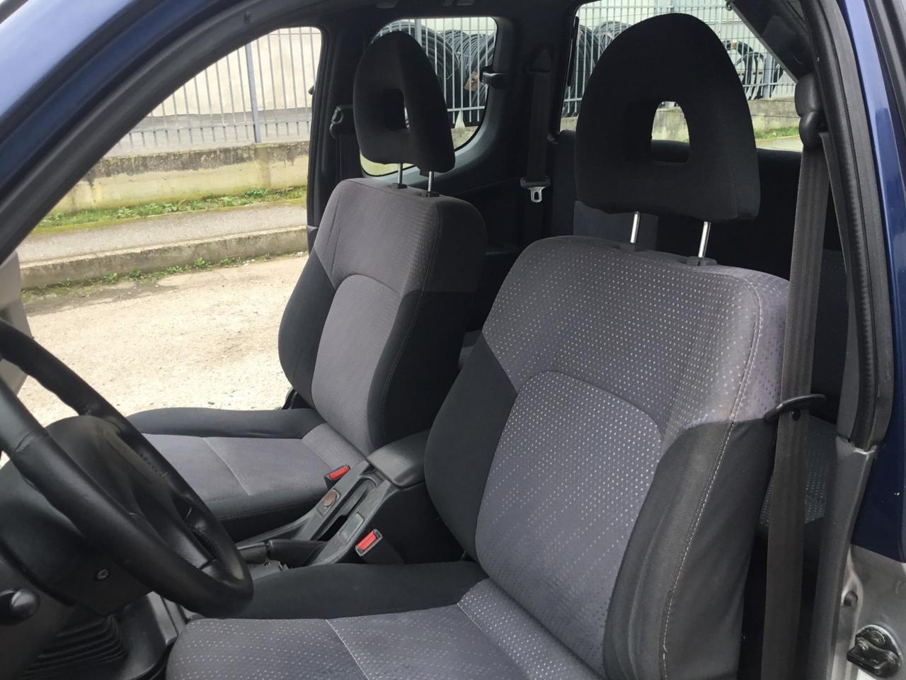 Mitsubishi L200 2.5 TDI 4WD Club cab cassone ribaltabile