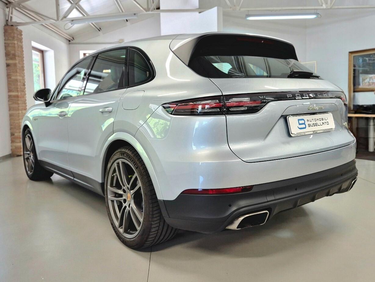 Porsche Cayenne 3.0 V6 E-Hybrid