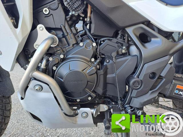 HONDA Transalp XL750 .