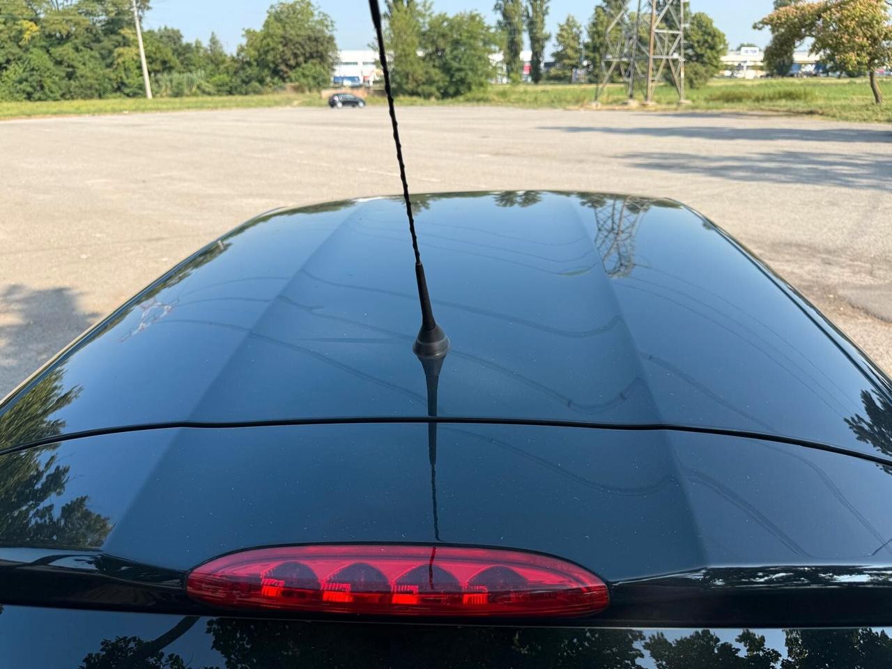 Peugeot 208 PureTech 82 5 porte Allure NEO PATENTATI