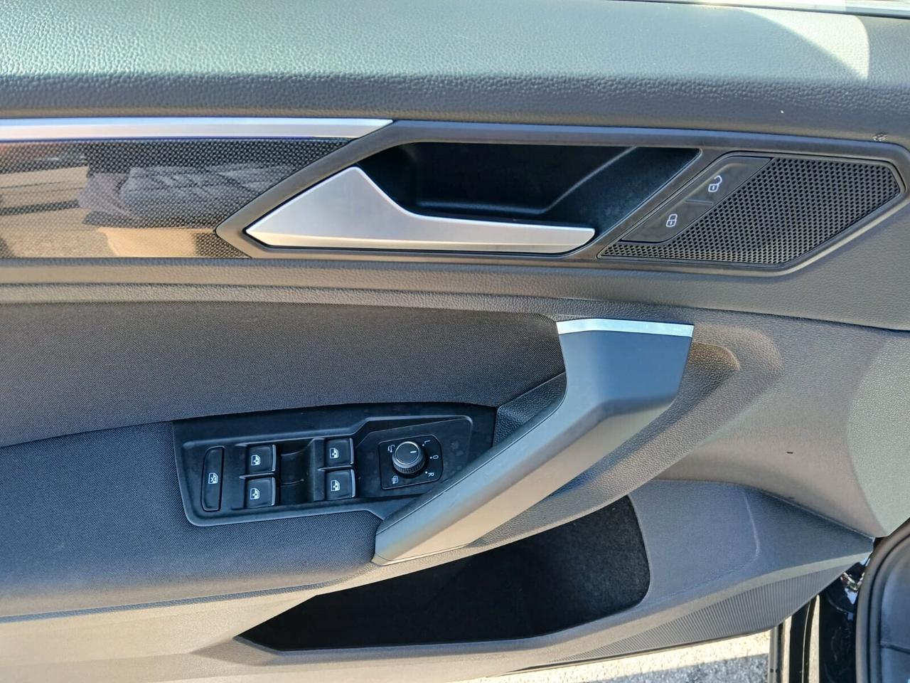 Volkswagen Tiguan 2.0 TDI 150 CV SCR DSG Life-AZIENDALE