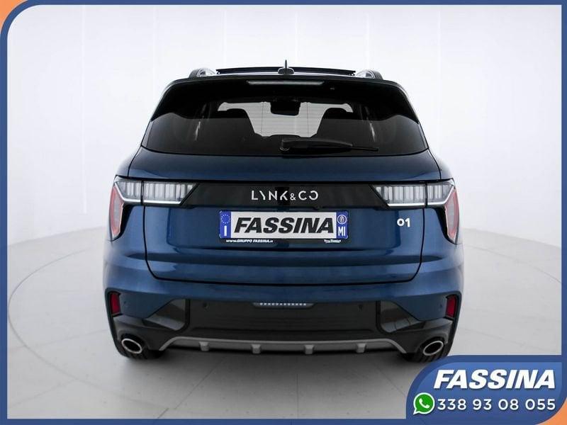 Lynk & Co 01 PHEV