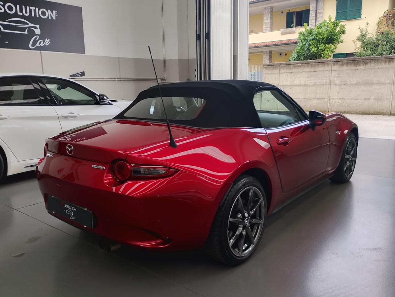 Mazda MX-5 2.0L Skyactiv-G Sport 2.0
