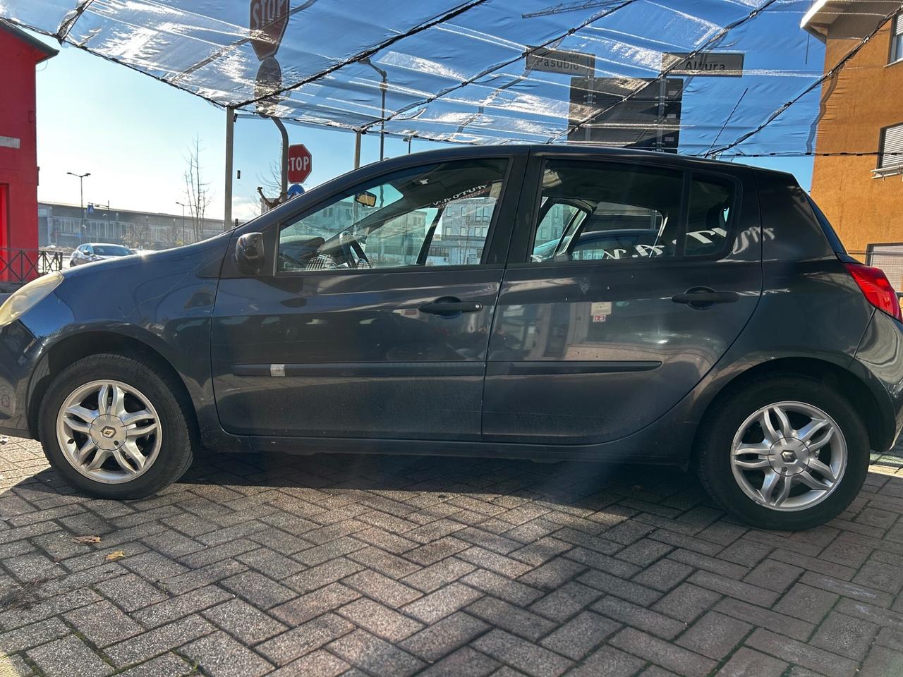 Renault Clio 1.2 16V 5 porte Luxe