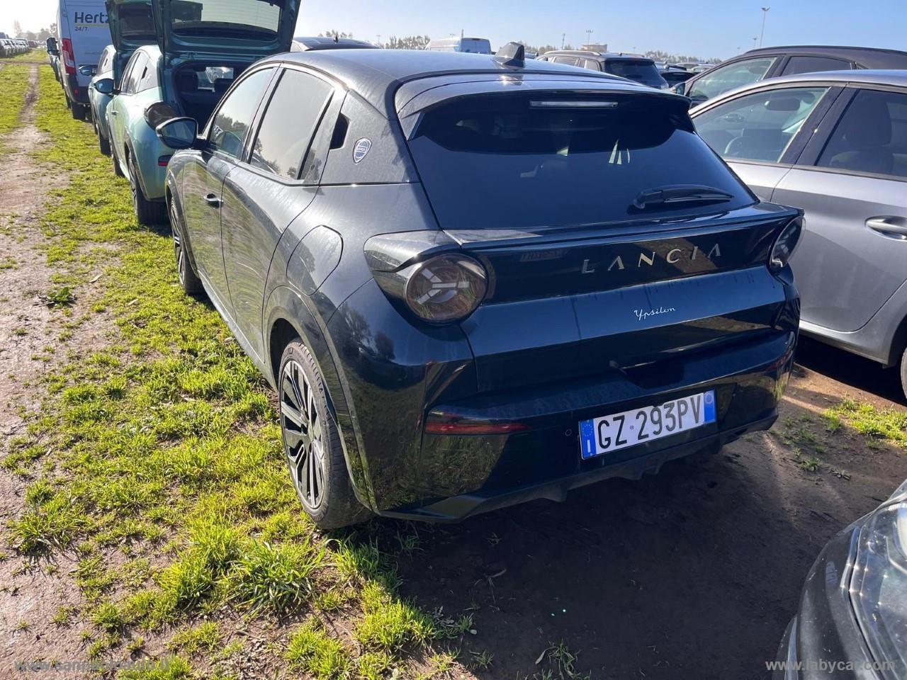 LANCIA Ypsilon Hybrid e-DCT LX