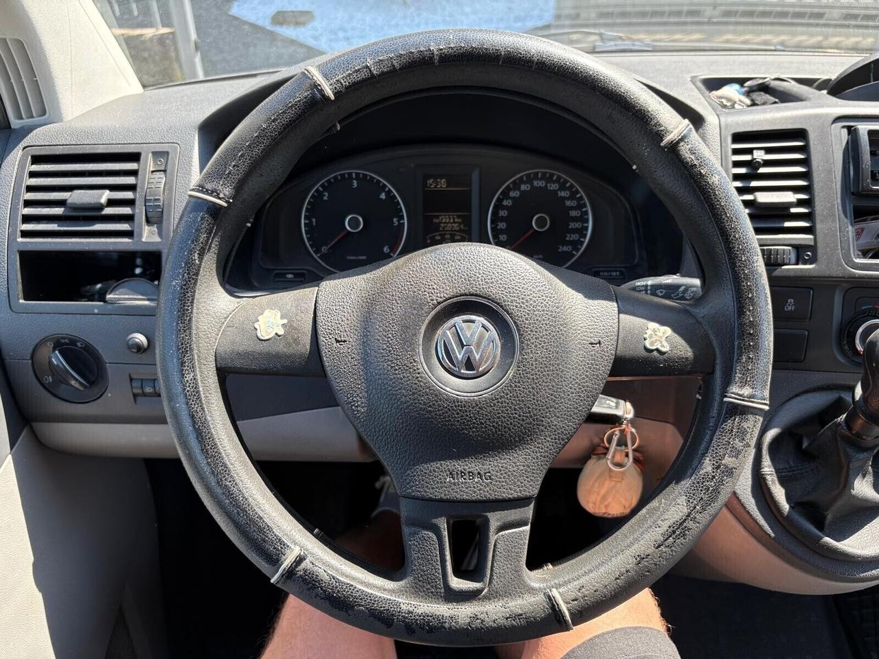 VOLKSWAGEN TRANSPORTER 2.0 TDi 4MOTION CAMPERIZZAT